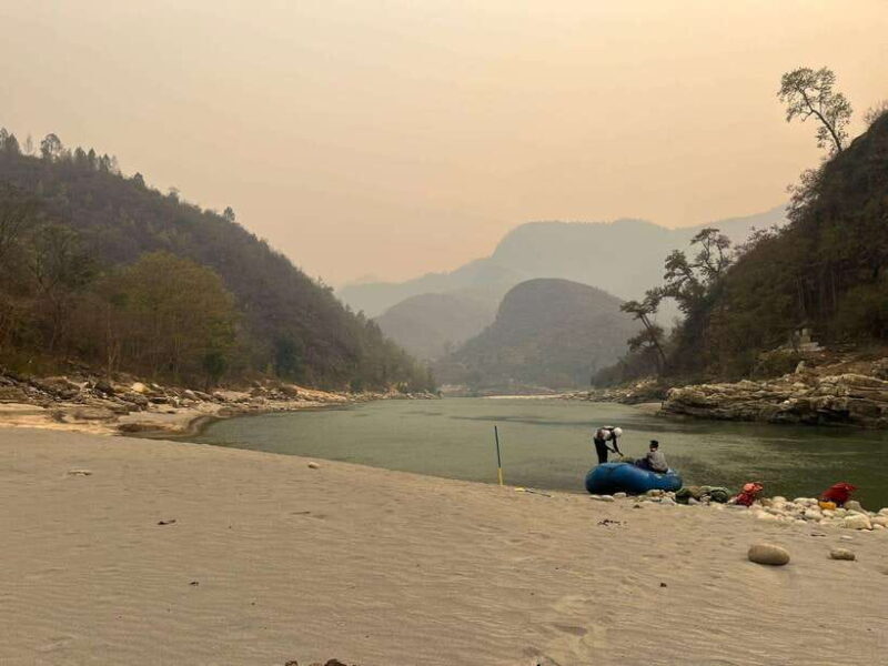 Gorkha: Honey Hunting Experience in Larpak - Itinerary Breakdown