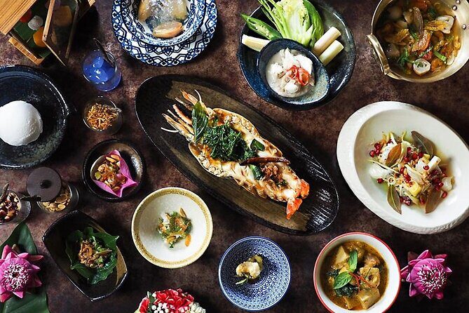 Gourmet Dinner & Spectacular Show at Mandarin Oriental - Who Will Love This Tour?