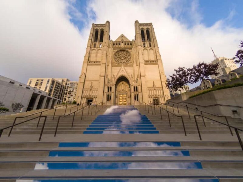 Grace Cathedral Guided Tour: Experience the Wonder - A Close Look at the Grace Cathedral Guided Tour