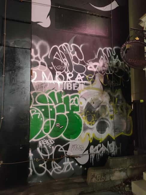 Graffiti in Tokyo Walking Tour: Shibuya and Harajuku - An Introduction to Tokyo’s Urban Graffiti Scene