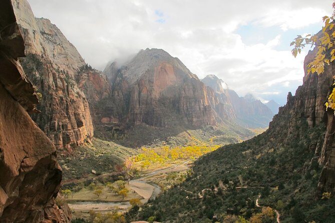 Grand Canyon, Bryce, Zion, Antelope Canyon, Monument Valley 3 Day Tour - FAQ