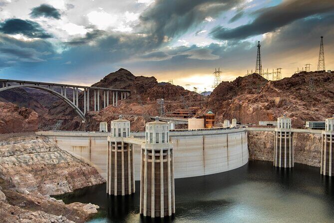 Grand Canyon West & Hoover Dam Tour with Complimentary Breakfast - Who Should Consider This Tour?