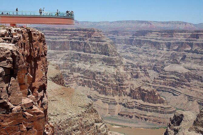 Grand Canyon West Rim and Hualapai Ranch Tour From Laughlin - Souvenir Shopping and Final Moments