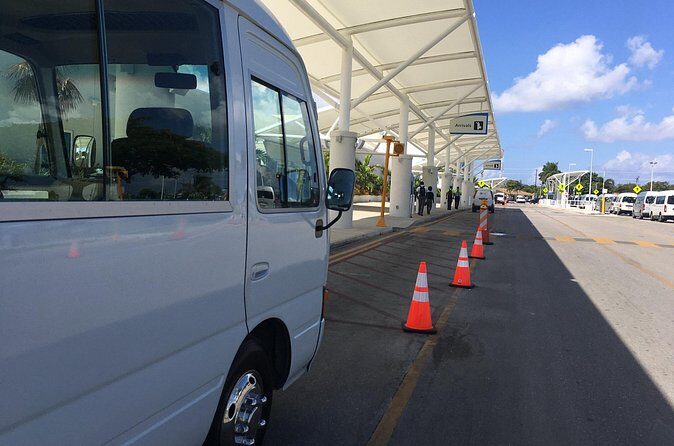 Grand Cayman Shared Airport Transfer - The Booking Process and Flexibility