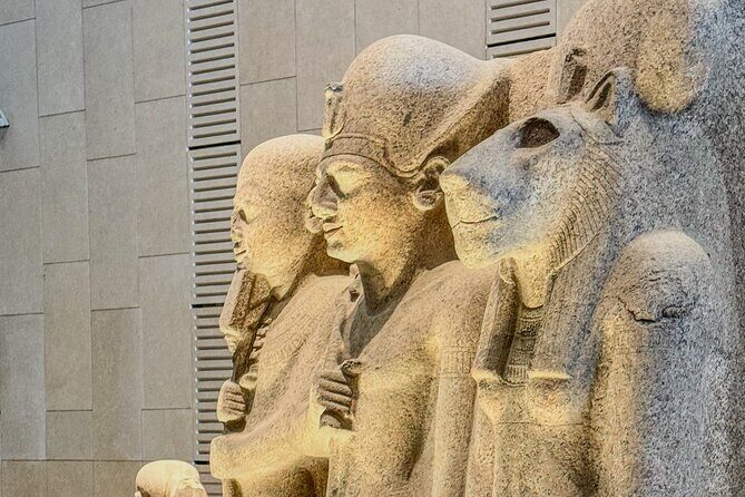 Grand Egyptian Museum and Pyramids of Giza Private Tour - Exploring the Pyramids of Giza
