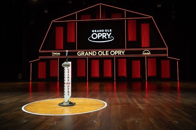 Grand Ole Opry House Guided Backstage Tour in Nashville - The Sum Up