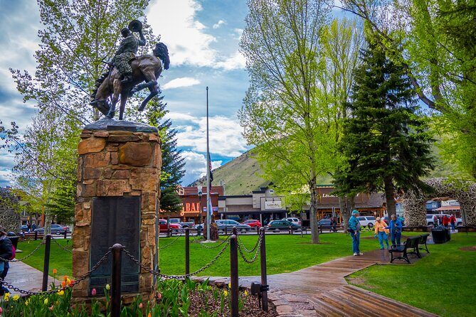 Grand Teton, Yellowstone, and Glacier National Parks 8-Day Tour - The Sum Up