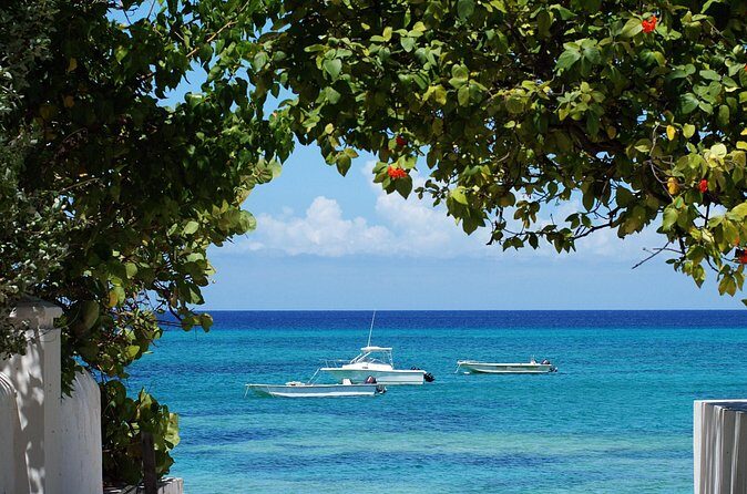 Grand Turk Historical Sightseeing Tour by Tram - An Easy, Breezy Introduction to Grand Turks Sights