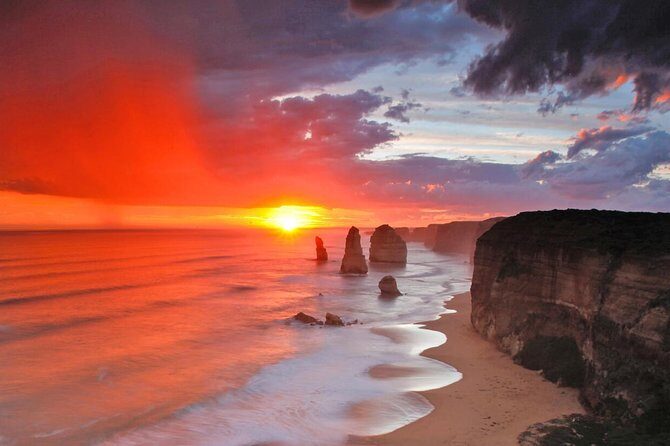 Great Ocean Road Tour with Instagram Sunset views of 12 Apostles - Visit the Great Ocean Road Chocolaterie & Ice Creamery