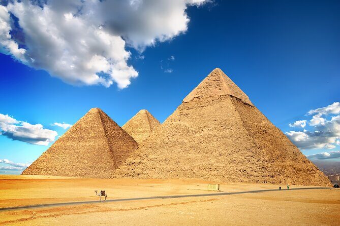 Great Pyramids of Giza, Guardian Sphinx, Sakkara and Dahshour - Key Points