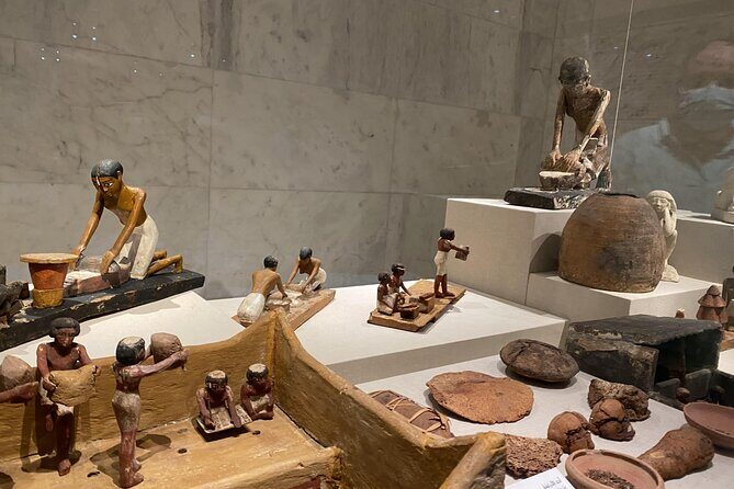 Great Pyramids of Giza & the National Museum of Egyptian Civilization with Lunch - Visiting the Egyptian Museum: A Treasure Trove of Antiquities
