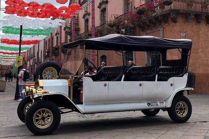 Great tour in a vintage Ford-T electric car (replica) - Value and Practical Tips
