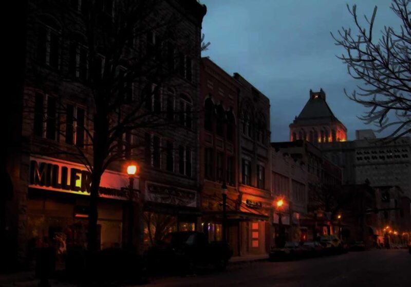 Greensboro: True Crime Walking Tour - Key Points