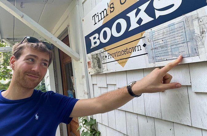 Groovy Gulfport Scavenger Hunt - Why It’s a Great Option for Different Travelers
