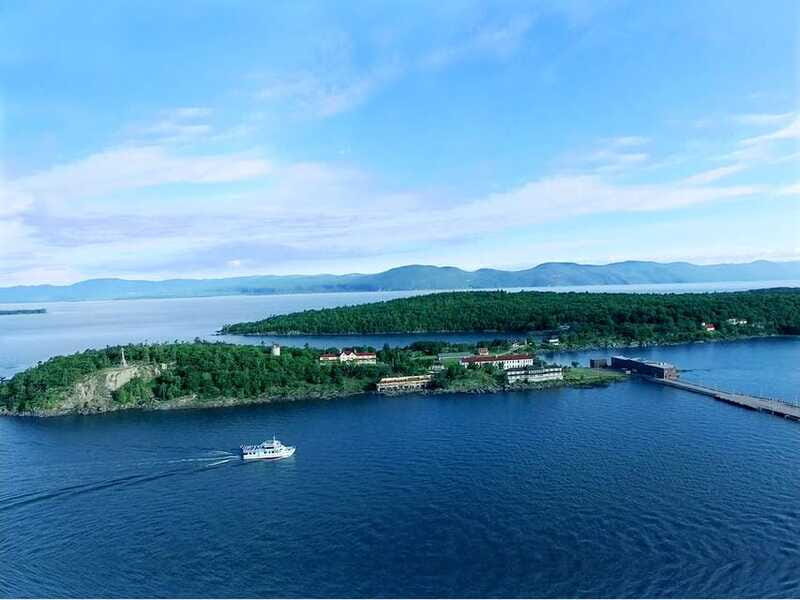 Grosse-Île: Irish Immigrant Memorial Cruise & Tour - Key Points