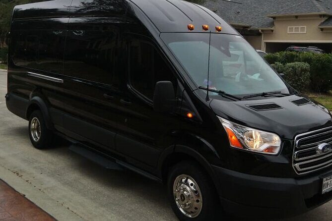 Group Shuttle: Galveston to Houston Airports & Hotels - An Inside Look at the Service