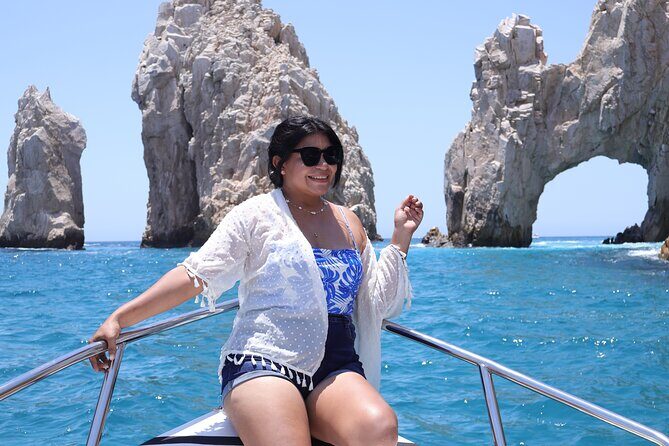 Group tour of the Cabo San Lucas Arch - The Itinerary: What to Expect