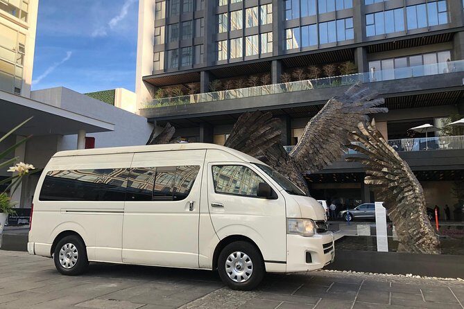 Group transportation from or to the Guadalajara airport - Introduction