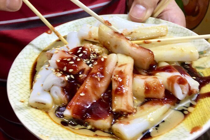 Group Vegetarian Food & Cultural Tour - Authenticity and Community