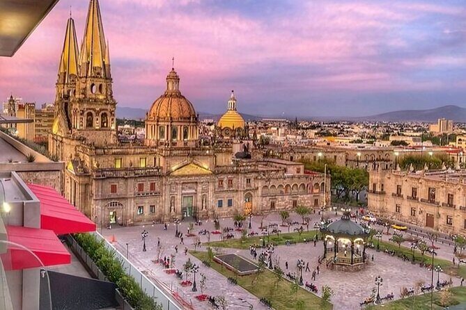 Guadalajara Must-See Attractions Walking Tour with a Guide - Discovering Guadalajara: A Guided Walking Tour Worth Your Time