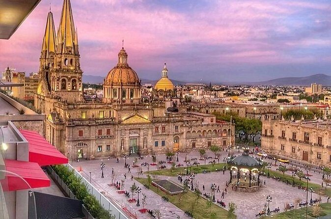 Guadalajara Must-See Attractions Walking Tour with a Guide - Who Will Love This Tour?