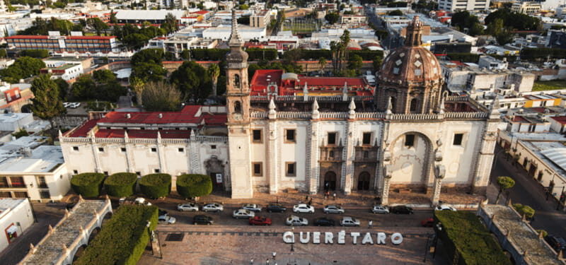 Guadalajara - Sierra Gorda by Motorcycle: SM Allende, Bernal, Guanajuato - An Adventure in Natural Beauty and Cultural Charm