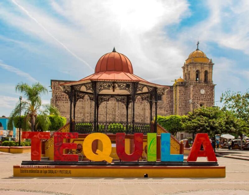 Guadalajara: Tequila Day Trip with Jose Cuervo Option - Exploring the Tour Details