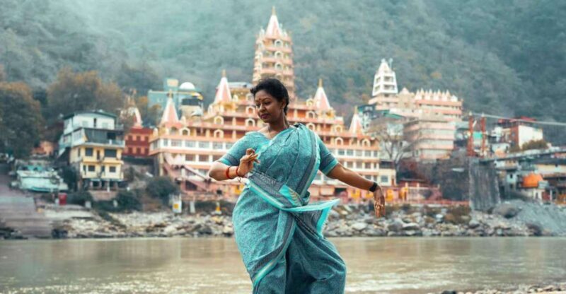 Guided Ashram Walk Tour in Rishikesh with a local - The Ganga Aarti: A Must-See Moment