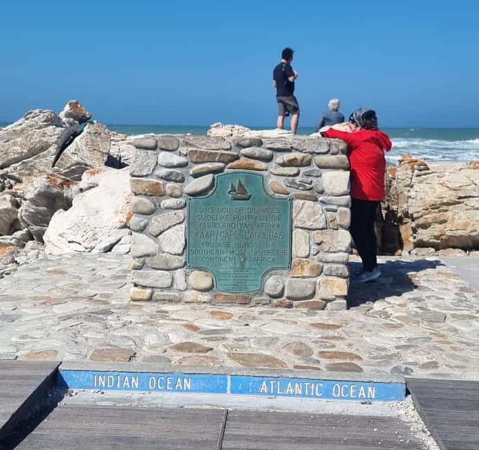 Guided Cape Agulhas Tour: Where Two Oceans Meet - An In-Depth Look at the Tour