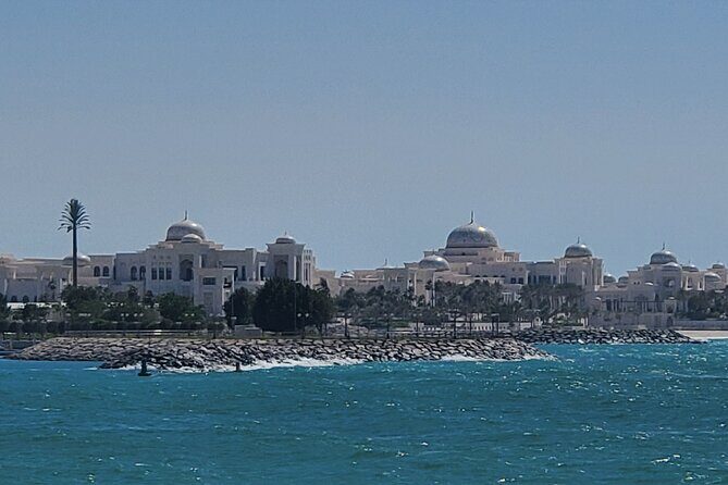 Guided City Tour of Abu Dhabi with Sheikh Zayed Mosque - What Makes This Tour Stand Out?