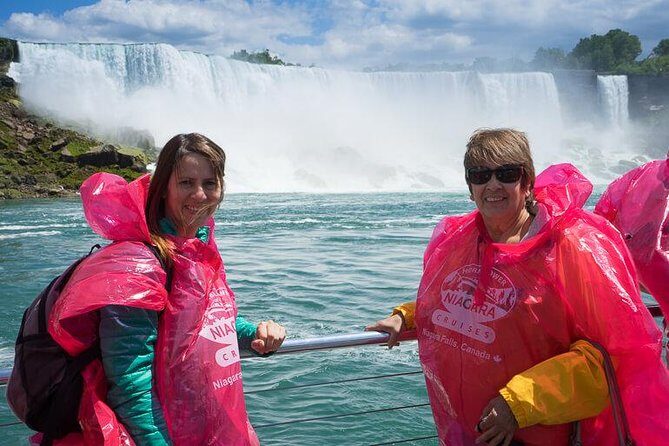 Guided Day Trip to Canadian Side of Niagara Falls from Toronto - The Cost and Value