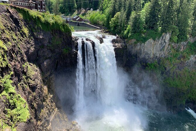 Guided forest hike to Seattle waterfalls incl. Snoqualmie Falls - An In-Depth Look at the Tour Experience
