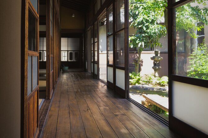Guided Garden Walk: Nagoya Castle, Gardens & Historic Estate - What Makes This Tour Stand Out