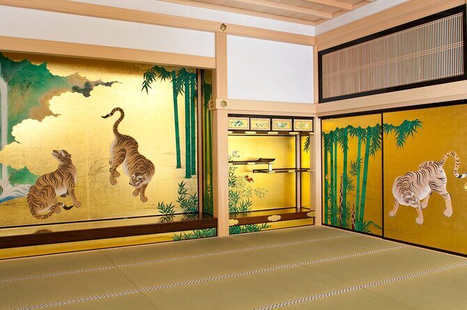Guided Half-day Tour(PM) to Nagoya Castle and Modern Technology at SCMAGLEV - Practical Details and Tips