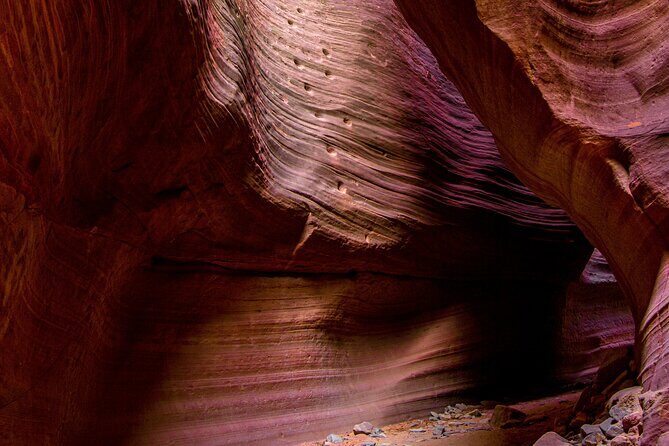 Guided Hike through Peekaboo + Great Chamber Combo (Small Group) - Who Should Consider This Tour?