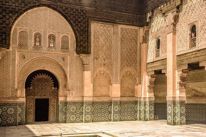 Guided Medina Walking Tour of Monuments & Souks - What Sets This Tour Apart?