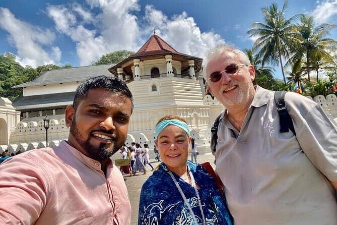 Guided Multi-Day Journey around Sri Lanka with Expert Driver - A Deep Dive into Sri Lanka’s Highlights