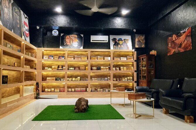 Guided Shopping Tour to WordMart Souvenirs - Round Trip Transport - The Itinerary in Detail