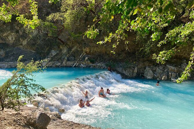 Guided Tolantongo Tour From Mexico City to Hot Springs and Caves - What You Get with the Guided Tolantongo Tour