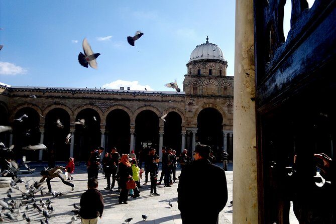 Guided tour in the UNESCO world heritage Medina of Tunis - Discovering the Heart of Tunis: A Walking Journey