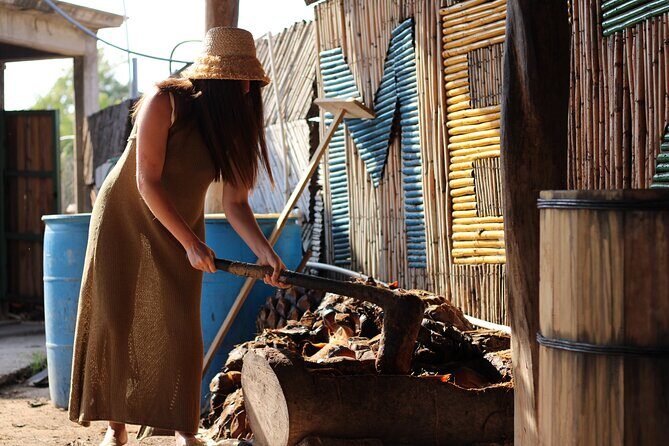Guided tour of an ancestral Mezcal distillery with transport - The Sum Up