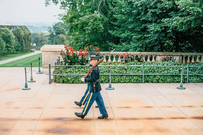 Guided Tour of Arlington Cemetery With Changing of the Guards - Who Should Consider This Tour?