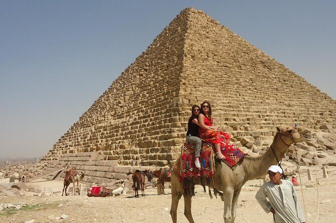 Guided Tour of Giza Pyramids and the Great Sphinx in Cairo - An In-Depth Look at the Tour Itself
