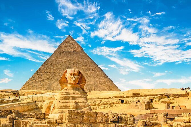 Guided Tour of Giza Pyramids and the Great Sphinx in Cairo - Detailed Breakdown of the Itinerary