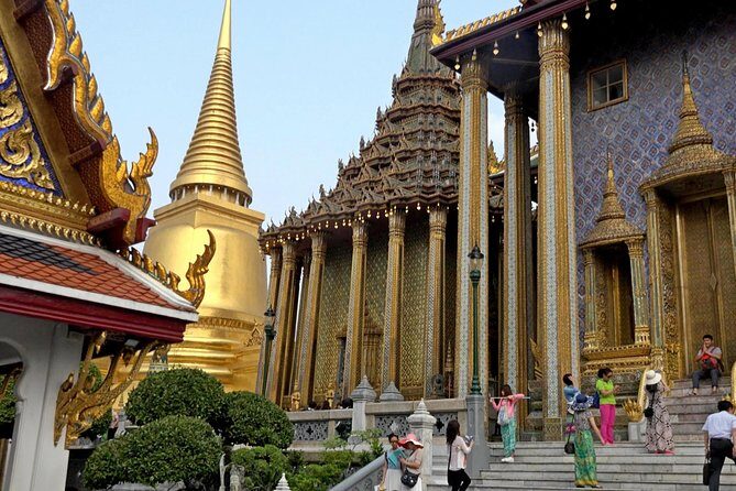 Guided Tour of Grand Palace & Emerald Buddha Temple in Bangkok - Why the Guided Tour Works