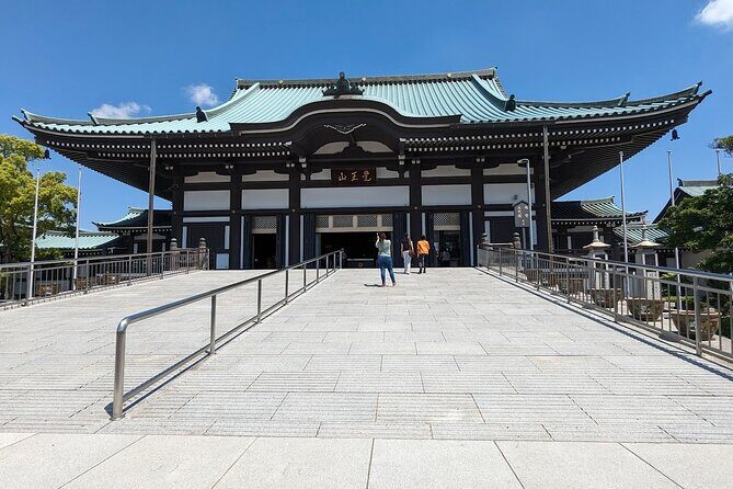 Guided Tour of Nagoya by Car - A Detailed Look at the Nagoya Guided Car Tour