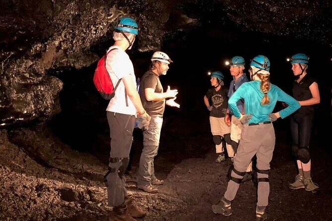 Guided tour of the 2004 lava tunnels - FAQ