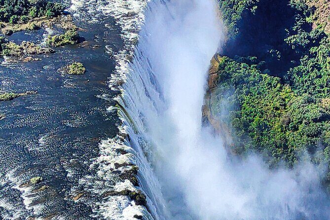 Guided Tour of the Falls (ZIM side) Wildlife Safari, by Savannah - The Itinerary: What to Expect