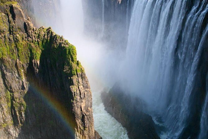 Guided Tour of the Majestic Victoria Falls - Key Points