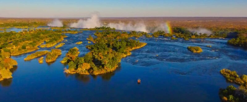 GUIDED TOUR OF THE VICTORIA FALLS ON THE ZAMBIAN SIDE - Practical Tips for Travelers